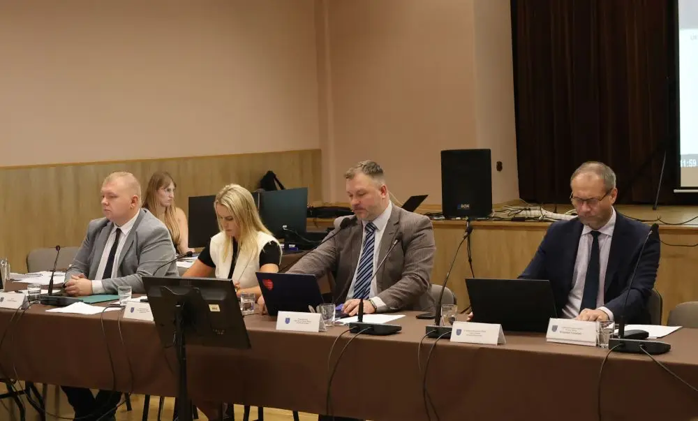 XXXIII sesja Rady Miasta Piekary Śląskie i posiedzenia komisji
