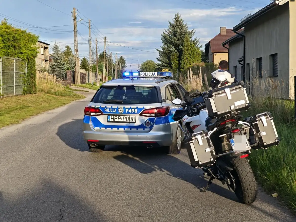 Pościg za motocyklistą zakończony zatrzymaniem